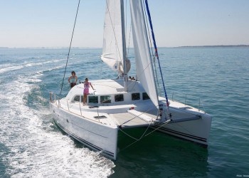 Alquiler de catamarán Lagoon 380 en Ibiza Alquiler de catamarán Lagoon 380 en Ibiza
